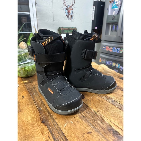 Deeluxe Snowboard Boots Black Adjustable Strap BOA System Winter Sport‎